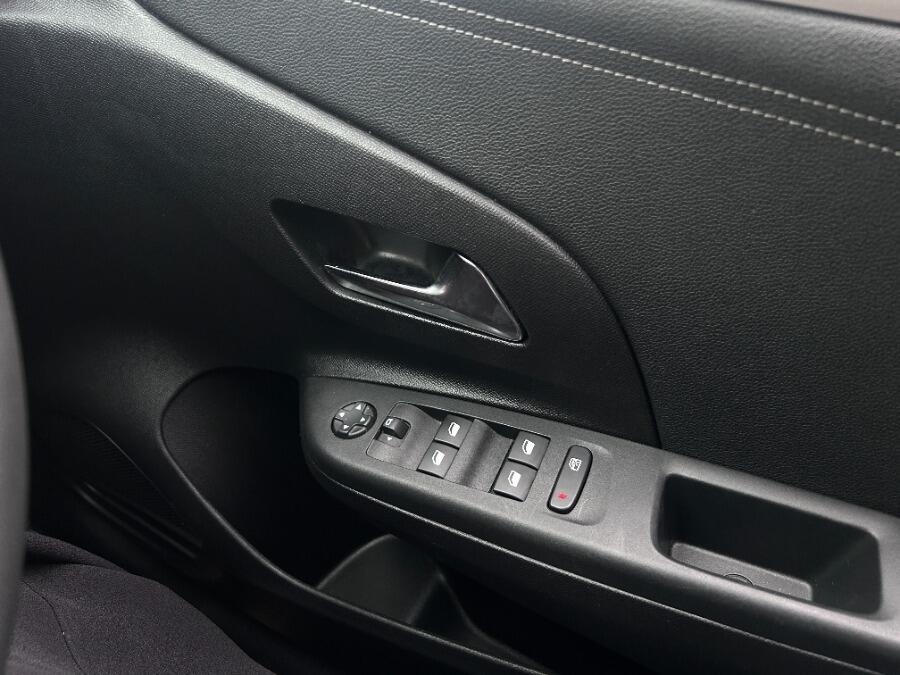 Used Vauxhall Corsa 2023 for sale - 76121364: Photo 32