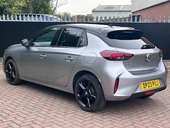 Vauxhall - Corsa