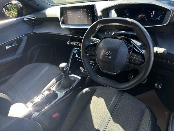 Used Peugeot 2008 2023 for sale - 76109449: Photo 10