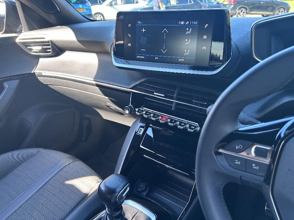 Used Peugeot 2008 2023 for sale - 76109449: Photo 13