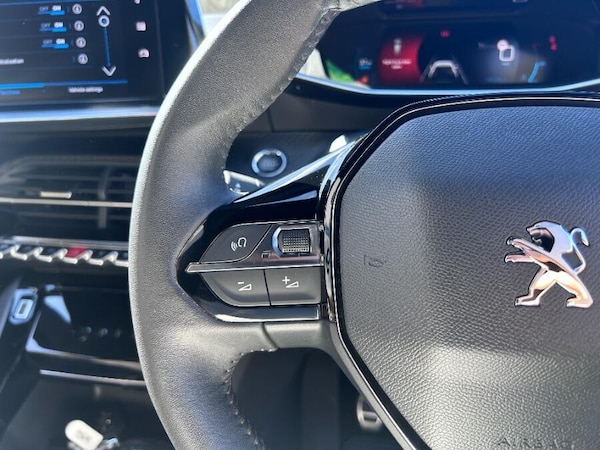 Used Peugeot 2008 2023 for sale - 76109449: Photo 18