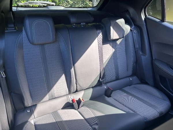 Used Peugeot 2008 2023 for sale - 76109449: Photo 28
