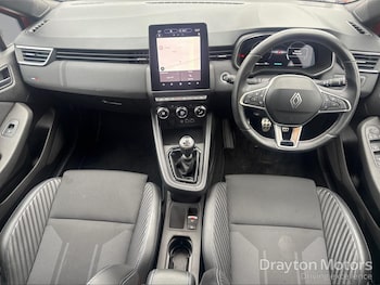 Used Renault Clio 2025 for sale - 79600994: Photo