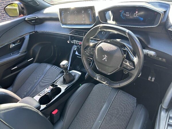 Used Peugeot 2008 2023 for sale - 76001648: Photo 16