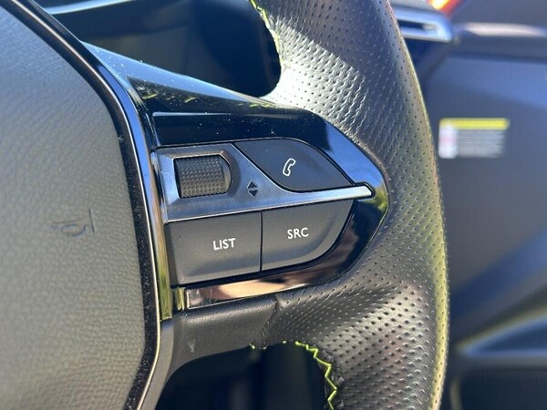 Used Peugeot 2008 2023 for sale - 76001648: Photo 25