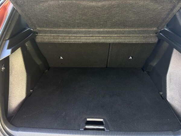 Used Peugeot 2008 2023 for sale - 76001648: Photo 30