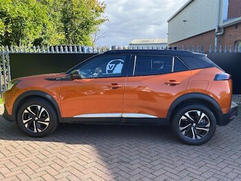 Used Peugeot 2008 2023 for sale - 76001648: Photo 4