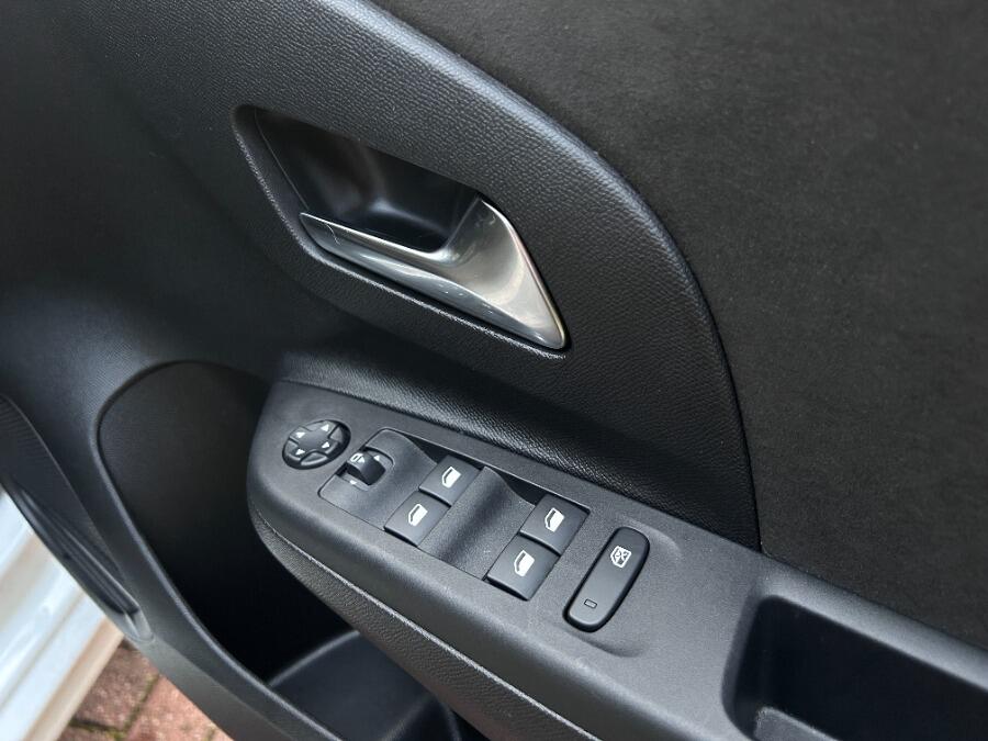 Used Vauxhall Corsa 2024 for sale - 76473442: Photo 43