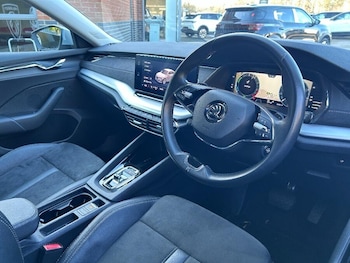 Used Skoda Octavia 2024 for sale - 77321058: Photo