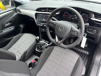 Used Vauxhall Corsa 2023 for sale - 76227379: Photo 3