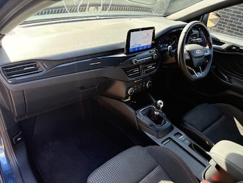 Used Ford Focus 2022 for sale - 75682060: Photo