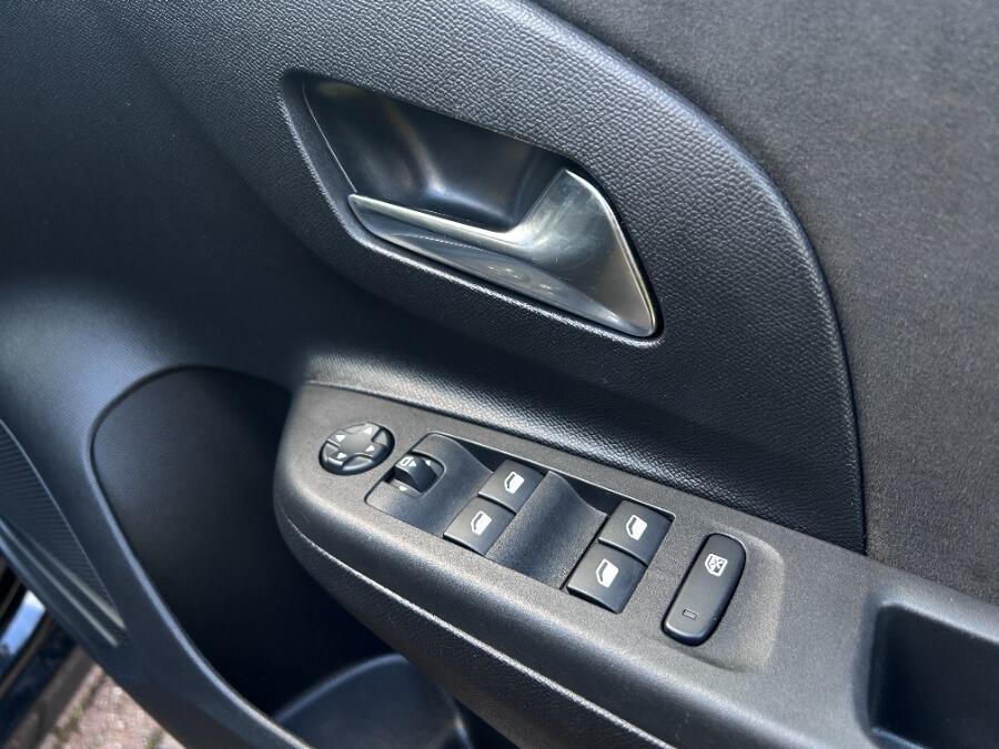 Used Vauxhall Corsa 2023 for sale - 76898935: Photo 50