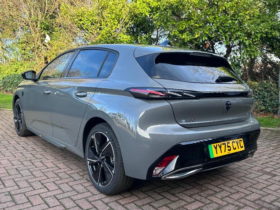 Used Peugeot E-308 2025 for sale - 76472965: Photo 11