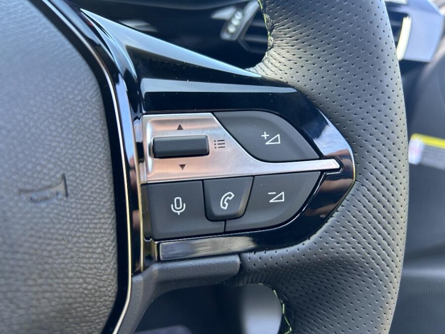 Used Peugeot E-308 2025 for sale - 76472965: Photo 32