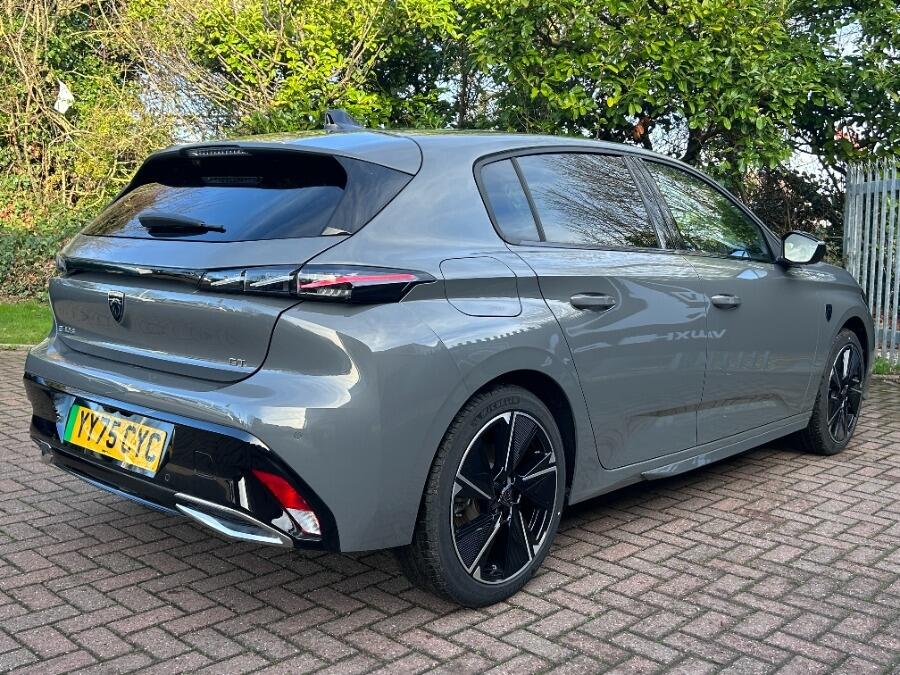 Used Peugeot E-308 2025 for sale - 76472965: Photo 4