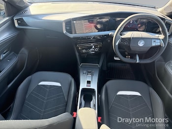 Used Vauxhall Mokka Electric 2026 for sale - 78101387: Photo