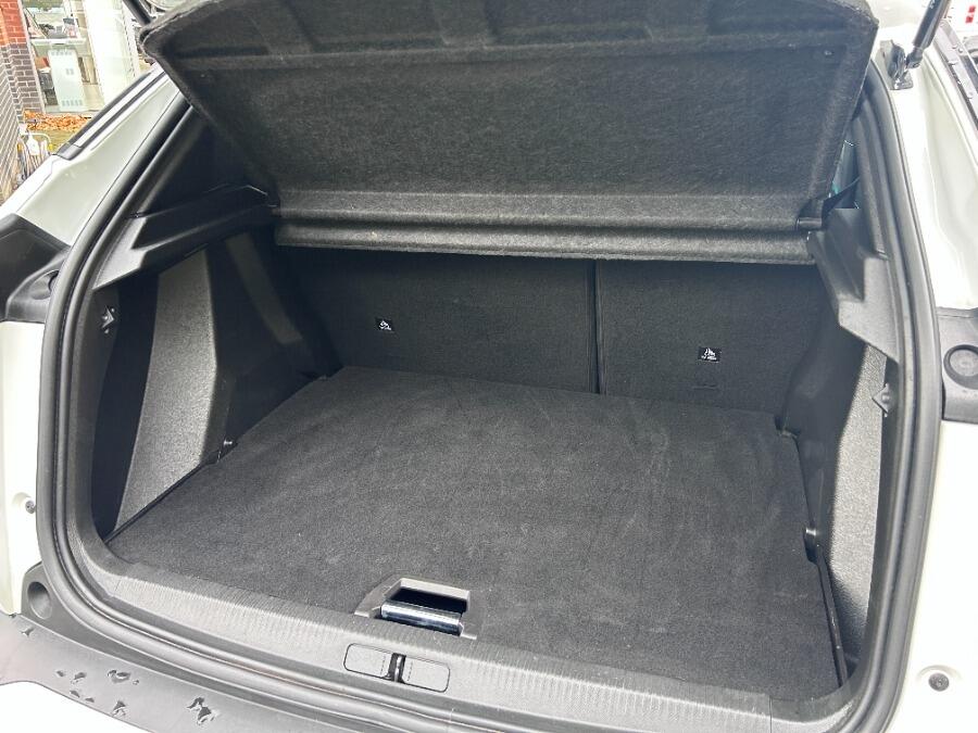 Used Peugeot 2008 2022 for sale - 76389297: Photo 48