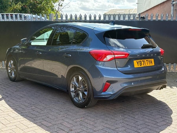 Used Ford Focus 2022 for sale - 76327168: Photo 7