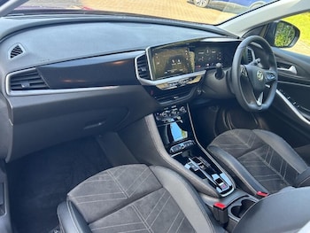 Used Vauxhall Crossland X 2024 for sale - 76549503: Photo