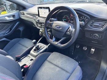Used Ford Focus 2019 for sale - 76550919: Photo