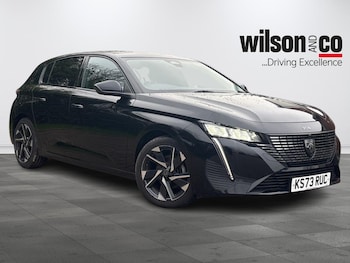 (73) - 1.2 PureTech Allure Premium Hatchback 5dr Petrol EAT Euro 6 (s/s) (130 ps)