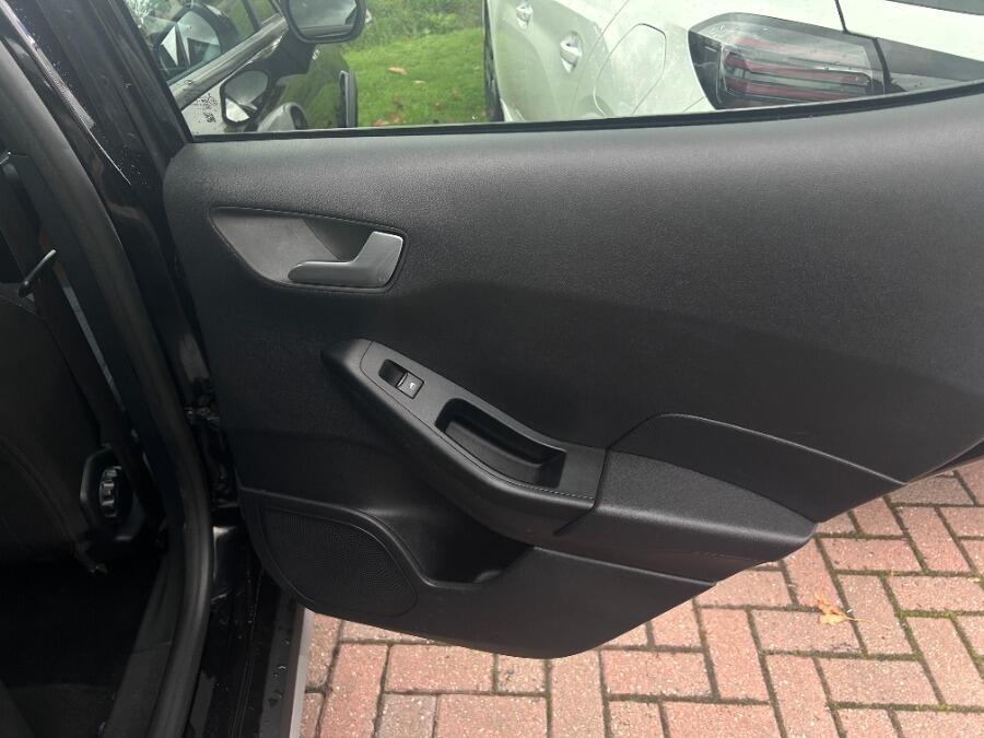 Used Ford Fiesta 2023 for sale - 75990140: Photo 26