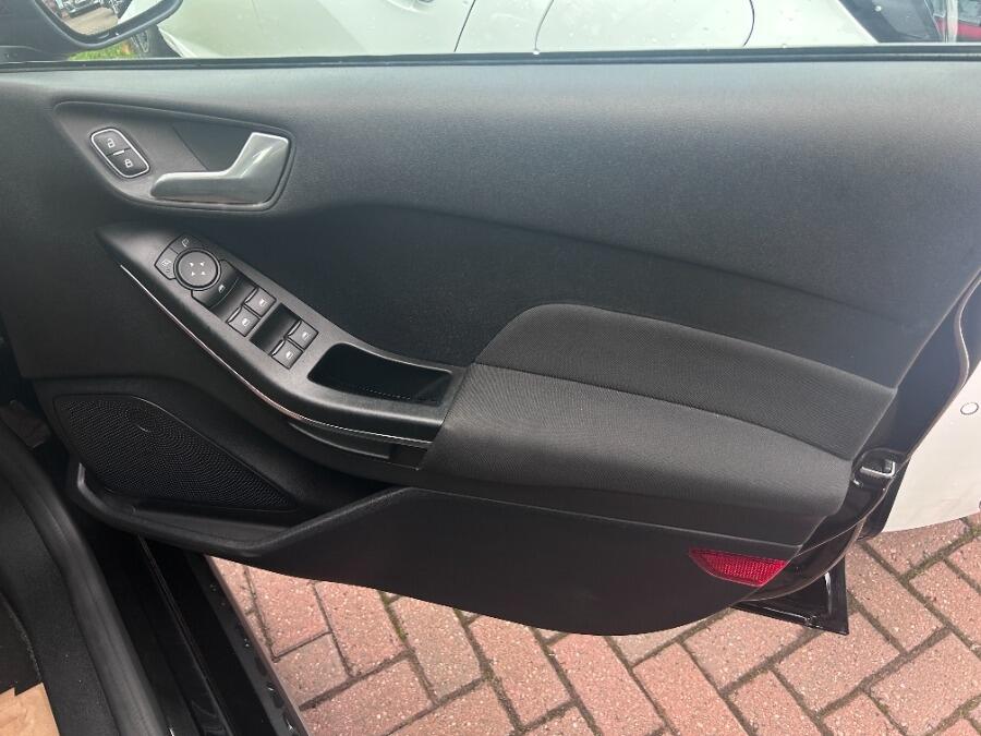 Used Ford Fiesta 2023 for sale - 75990140: Photo 28