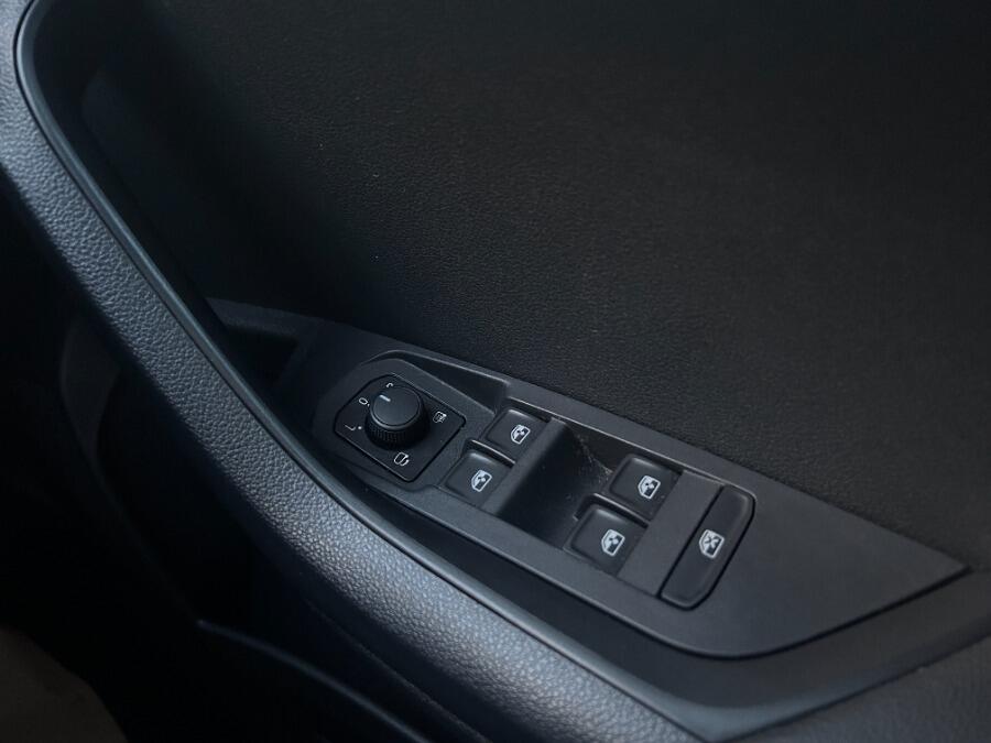 Used Skoda Karoq 2021 for sale - 77344140: Photo 41