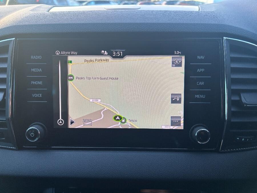 Used Skoda Karoq 2021 for sale - 77344140: Photo 8