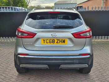 Used Nissan Qashqai 2018 for sale - 75965370: Photo