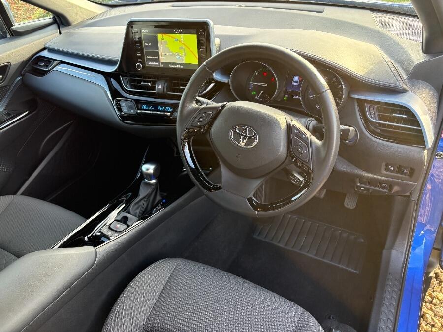 Used Toyota C-HR 2020 for sale - 77882205: Photo 26