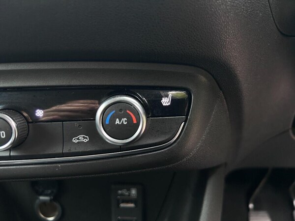 Used Vauxhall Crossland 2023 for sale - 76227734: Photo 20