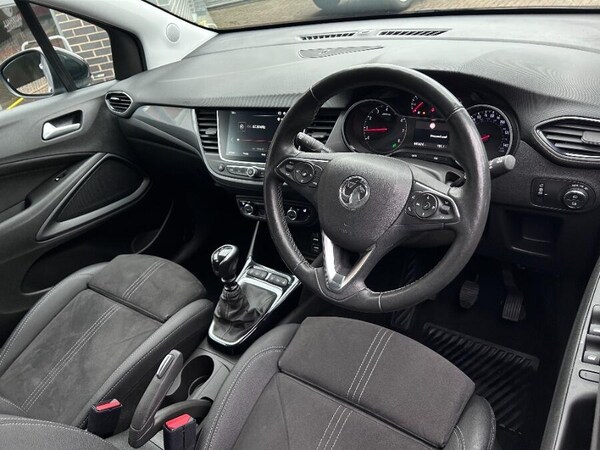Used Vauxhall Crossland 2023 for sale - 76227734: Photo 2