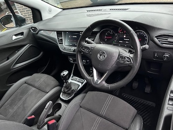 Used Vauxhall Crossland 2023 for sale - 76227734: Photo 2