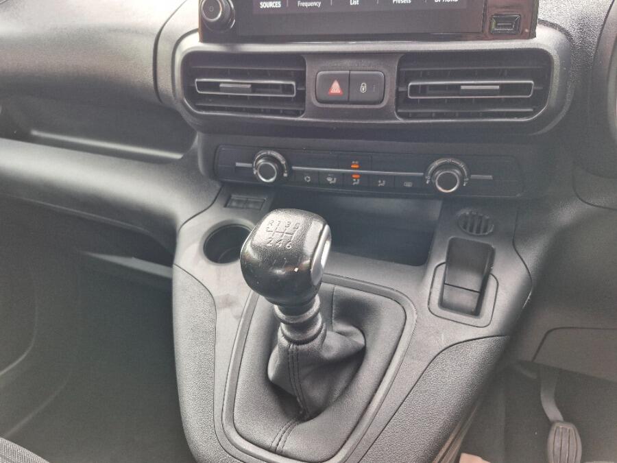 Vehicle 28