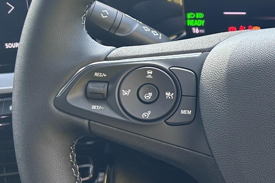 Used Vauxhall Mokka Electric 2025 for sale - 76227972: Photo 24