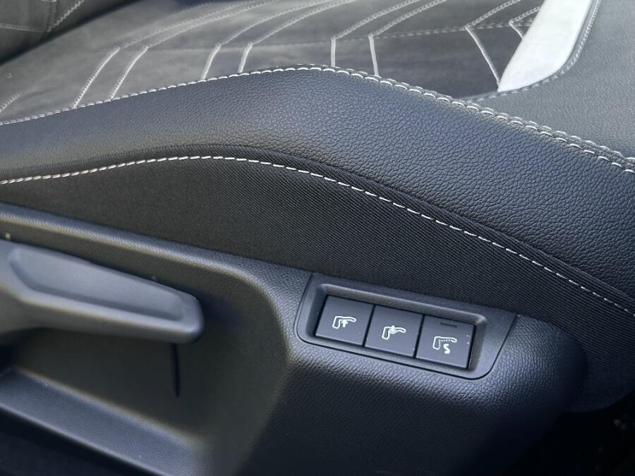 Used Vauxhall Mokka Electric 2025 for sale - 76227972: Photo 5