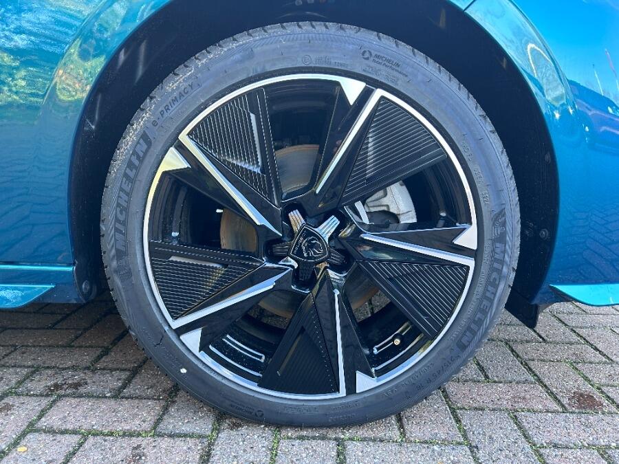 Used Peugeot E-308 2025 for sale - 76472813: Photo 19