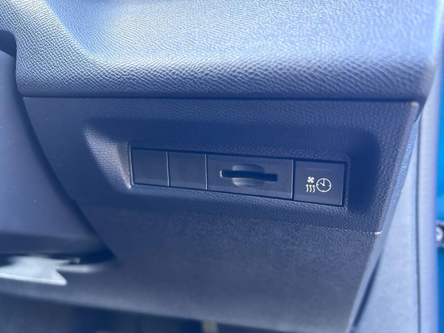 Used Peugeot E-308 2025 for sale - 76472813: Photo 47