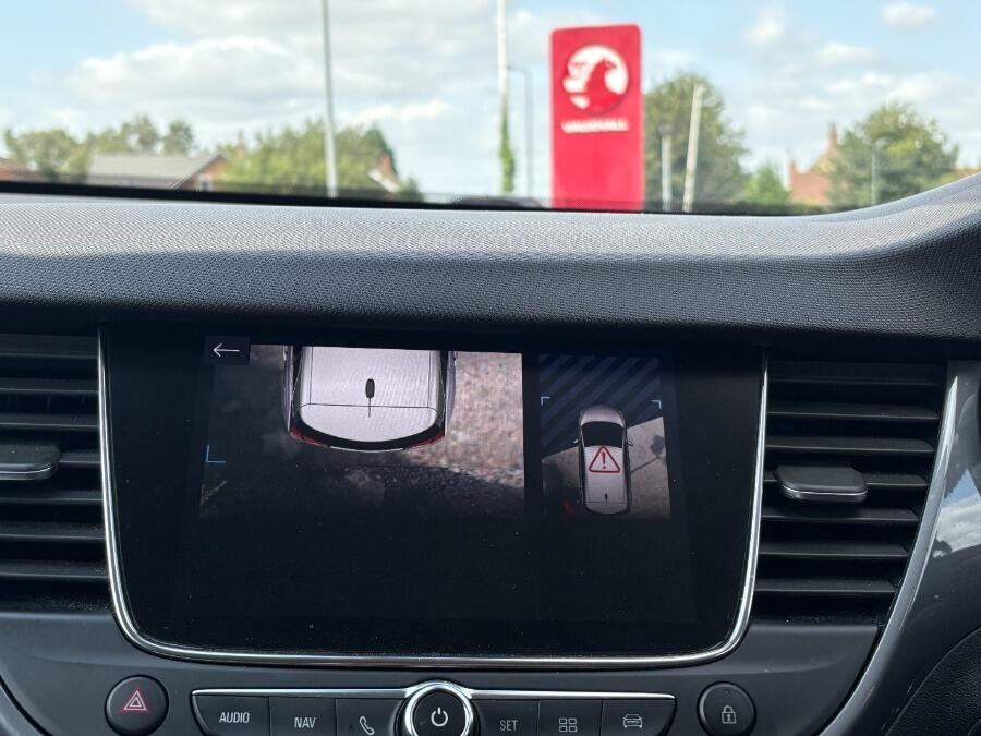 Used Vauxhall Crossland 2024 for sale - 76423626: Photo 3