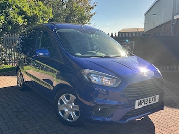 Ford - Tourneo Courier