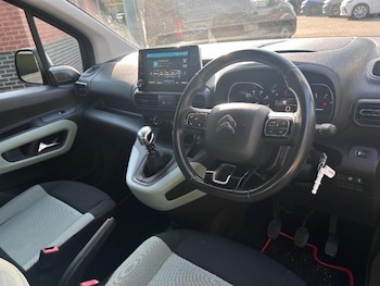 Used Citroen Berlingo 2019 for sale - 76226977: Photo 2