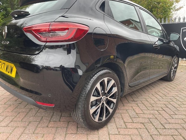Used Renault Clio 2021 for sale - 76314509: Photo 13