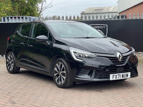 Used Renault Clio 2021 for sale - 76314509: Photo 1