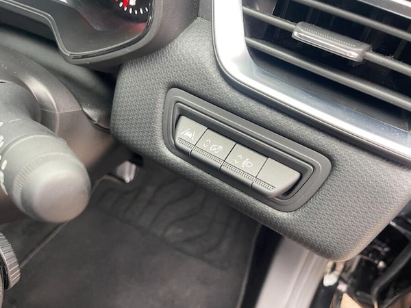 Used Renault Clio 2021 for sale - 76314509: Photo 25