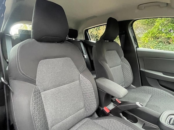 Used Renault Clio 2021 for sale - 76314509: Photo 31