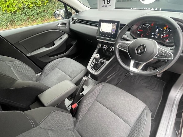 Used Renault Clio 2021 for sale - 76314509: Photo 32