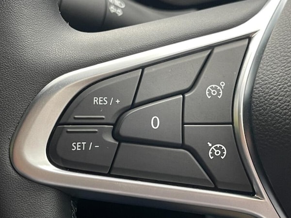 Used Renault Clio 2021 for sale - 76314509: Photo 40