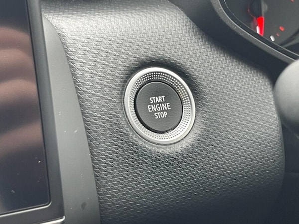 Used Renault Clio 2021 for sale - 76314509: Photo 42