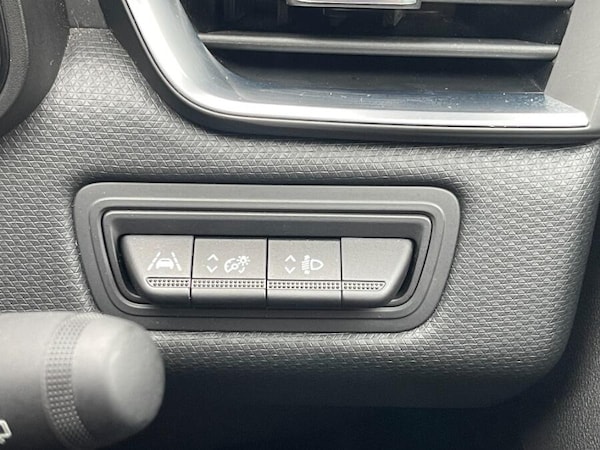 Used Renault Clio 2021 for sale - 76314509: Photo 44